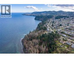 6210 Icarus Dr, Nanaimo, BC V9V1B8 Photo 32