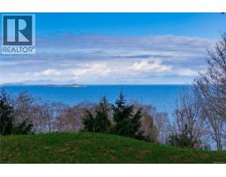 6208 Icarus Dr, Nanaimo, BC V9V1B8 Photo 21