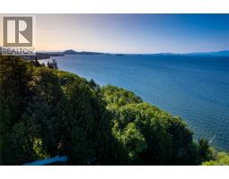 6208 Icarus Dr, Nanaimo, BC V9V1B8 Photo 7