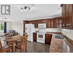7 Buckingham Drive thumbnail 10