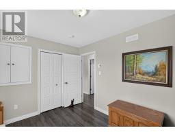 7 Buckingham Drive thumbnail 15