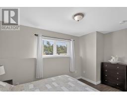 7 Buckingham Drive thumbnail 21