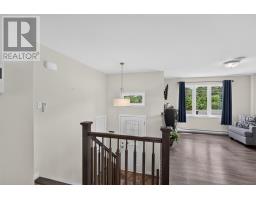 7 Buckingham Drive thumbnail 3