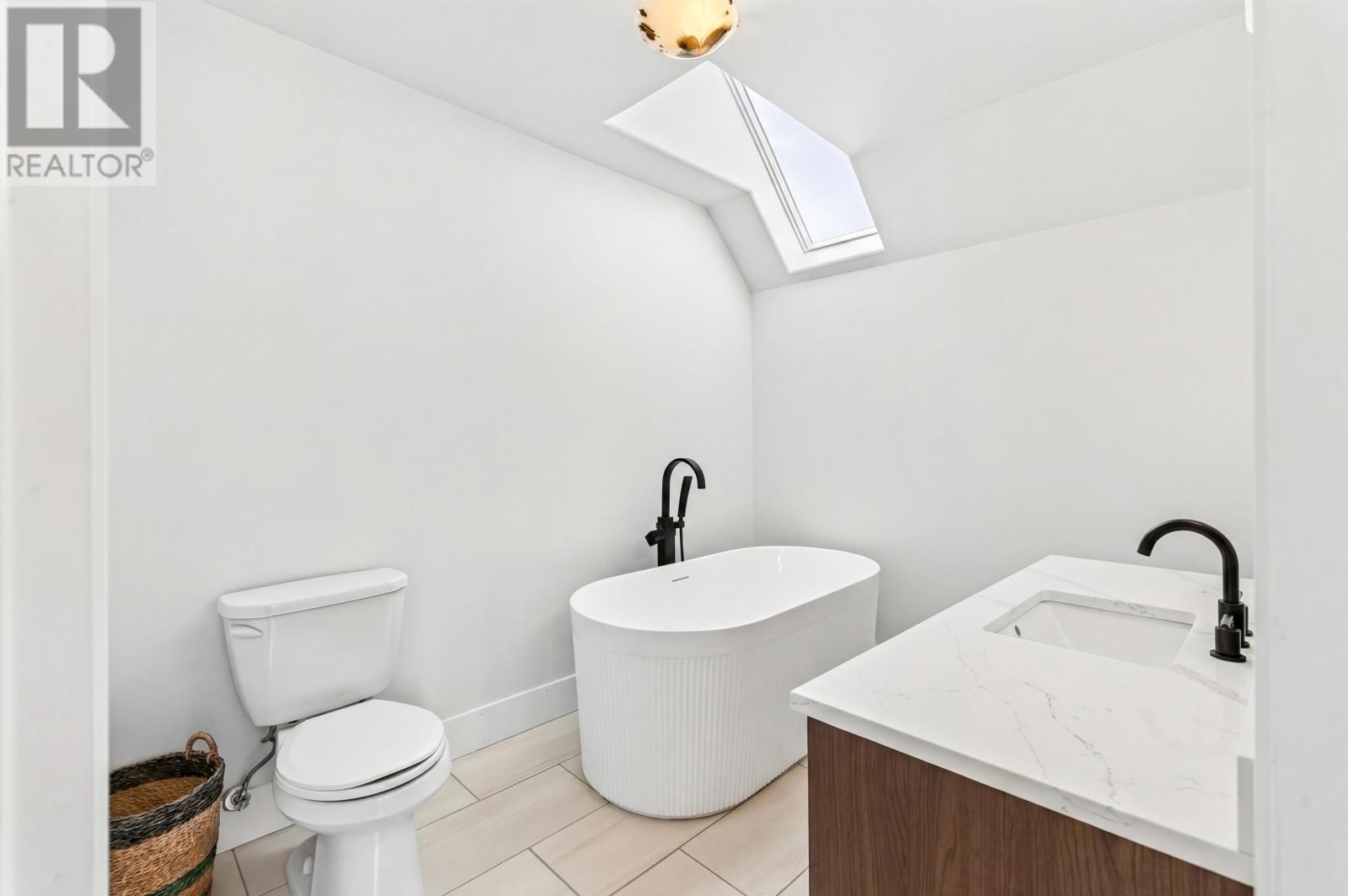 22 Dorothy Avenue - 34