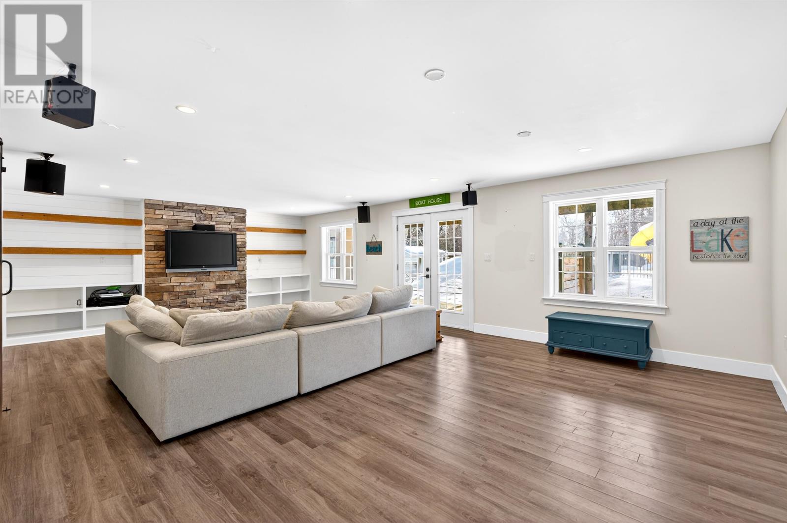 22 Dorothy Avenue - 38