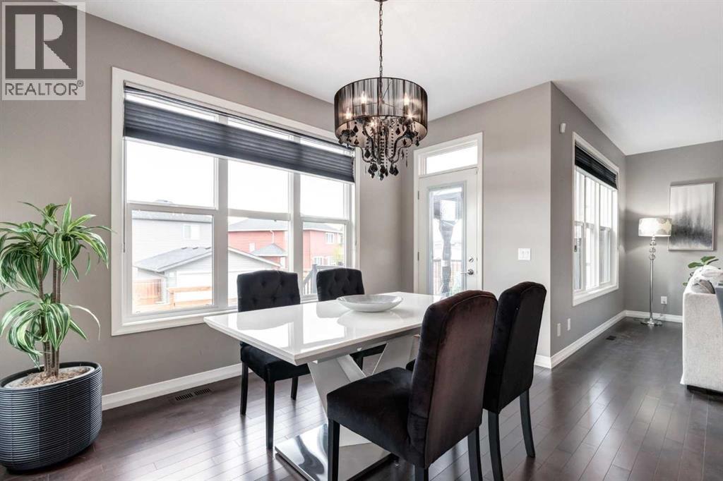 33 Evansglen Drive NW - 12