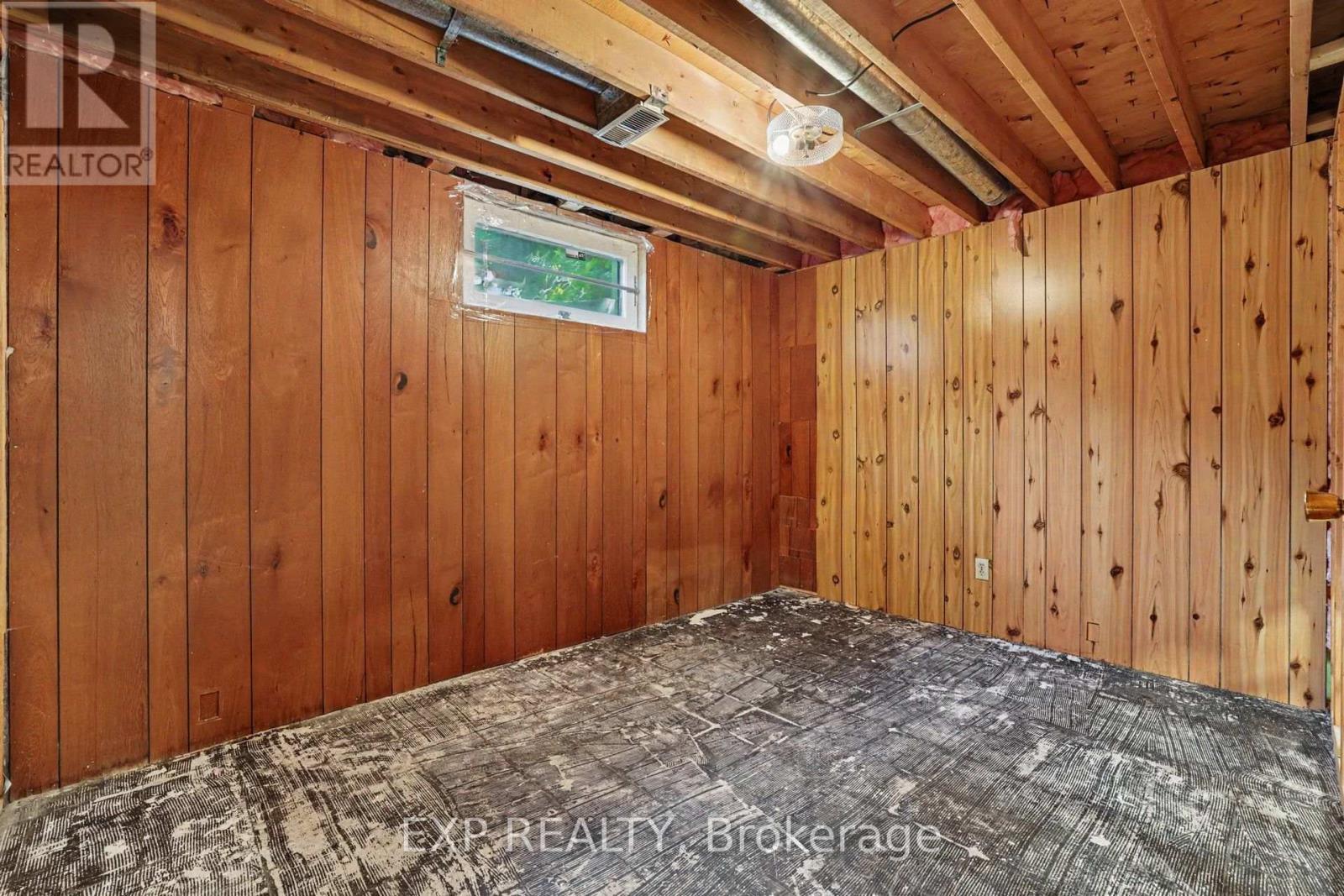 16 ELMSLEY CRESCENT - 26