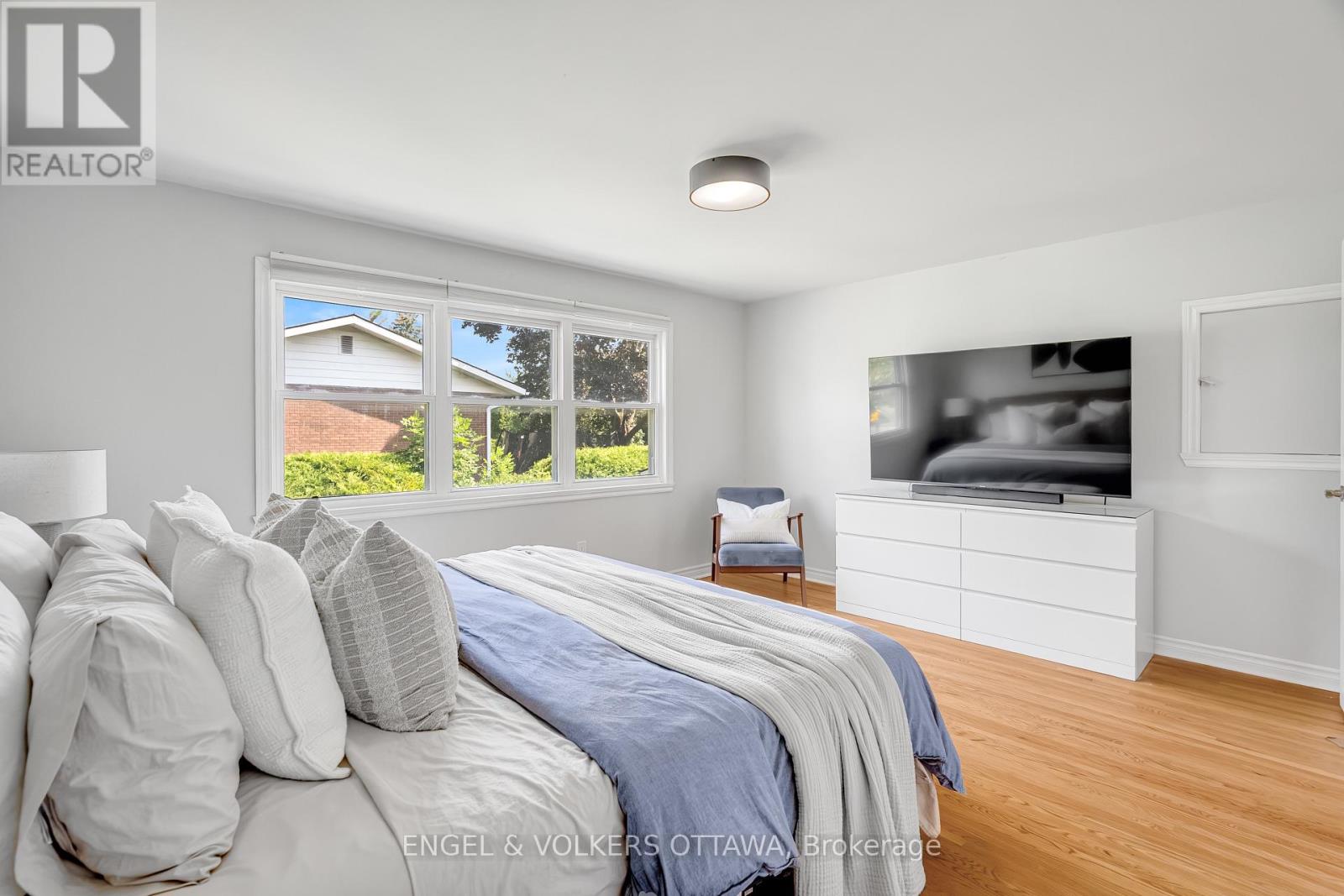 1941 CONRAD AVENUE - 15