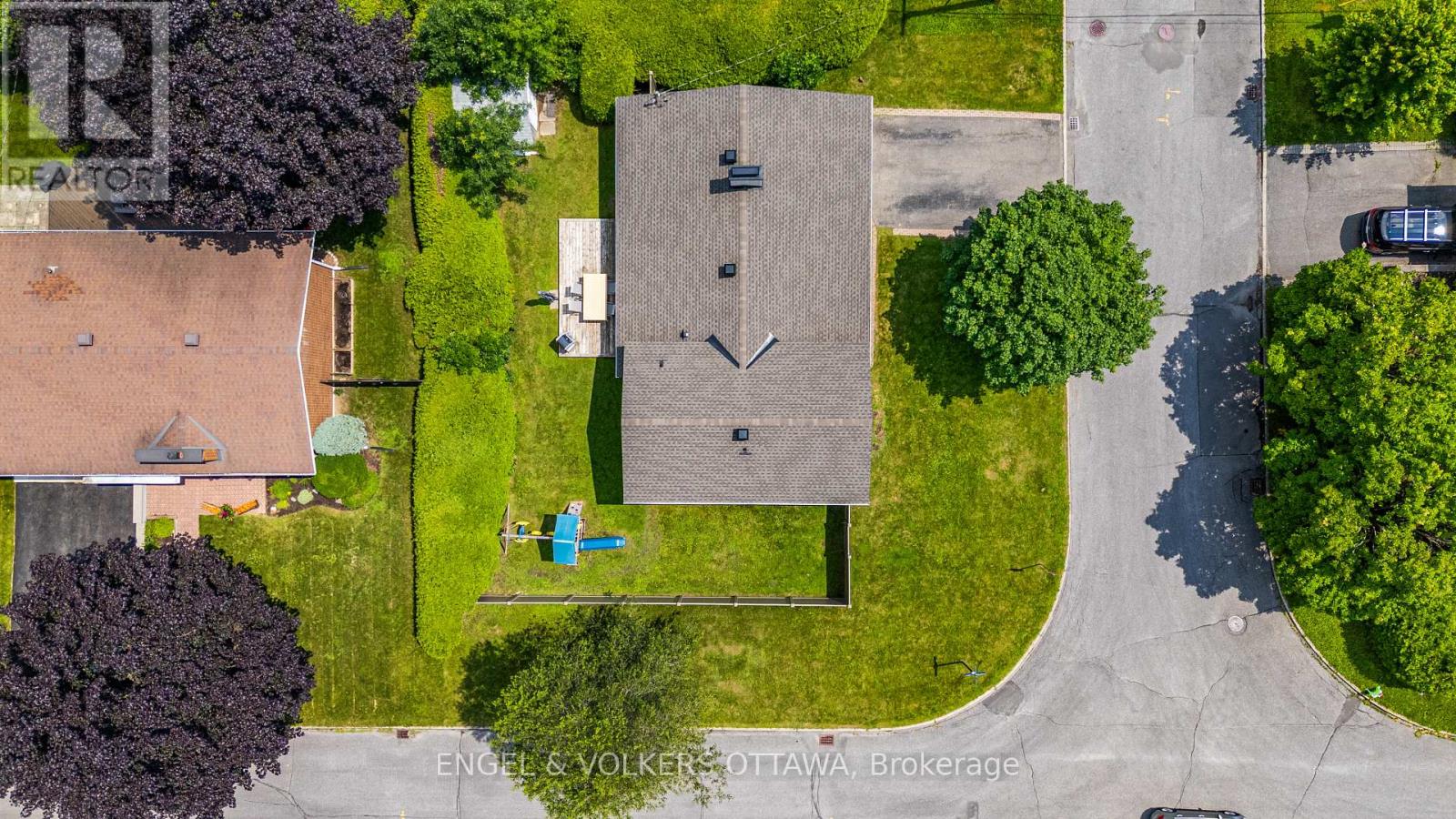 1941 CONRAD AVENUE - 34