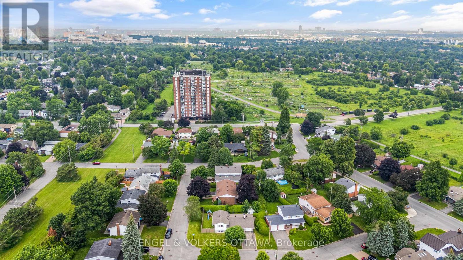 1941 CONRAD AVENUE - 38