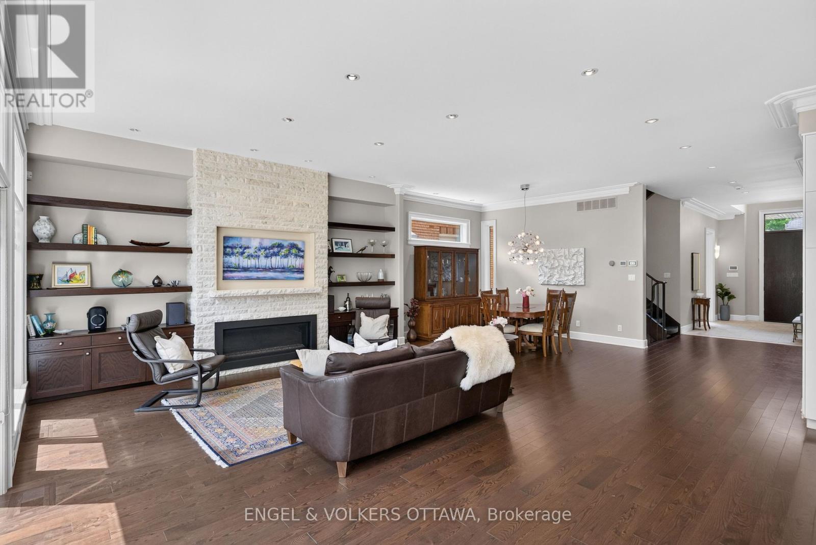 64 HELENA STREET - 17