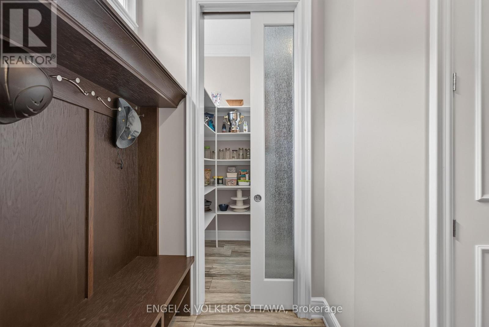 64 HELENA STREET - 22