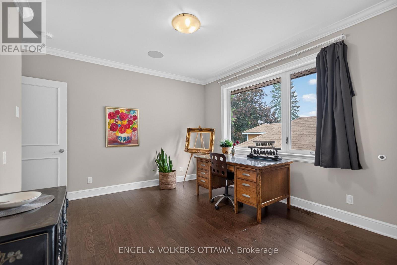 64 HELENA STREET - 31