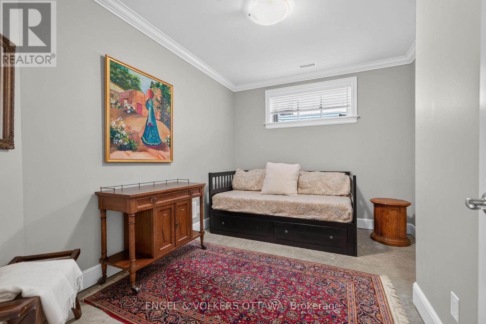 64 HELENA STREET - 38