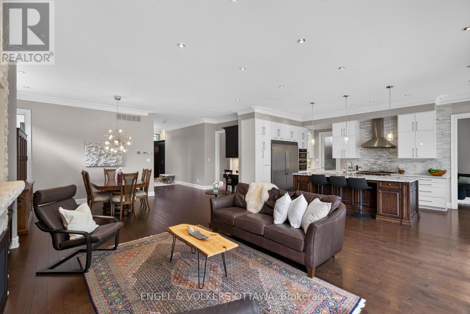 64 HELENA STREET - 8