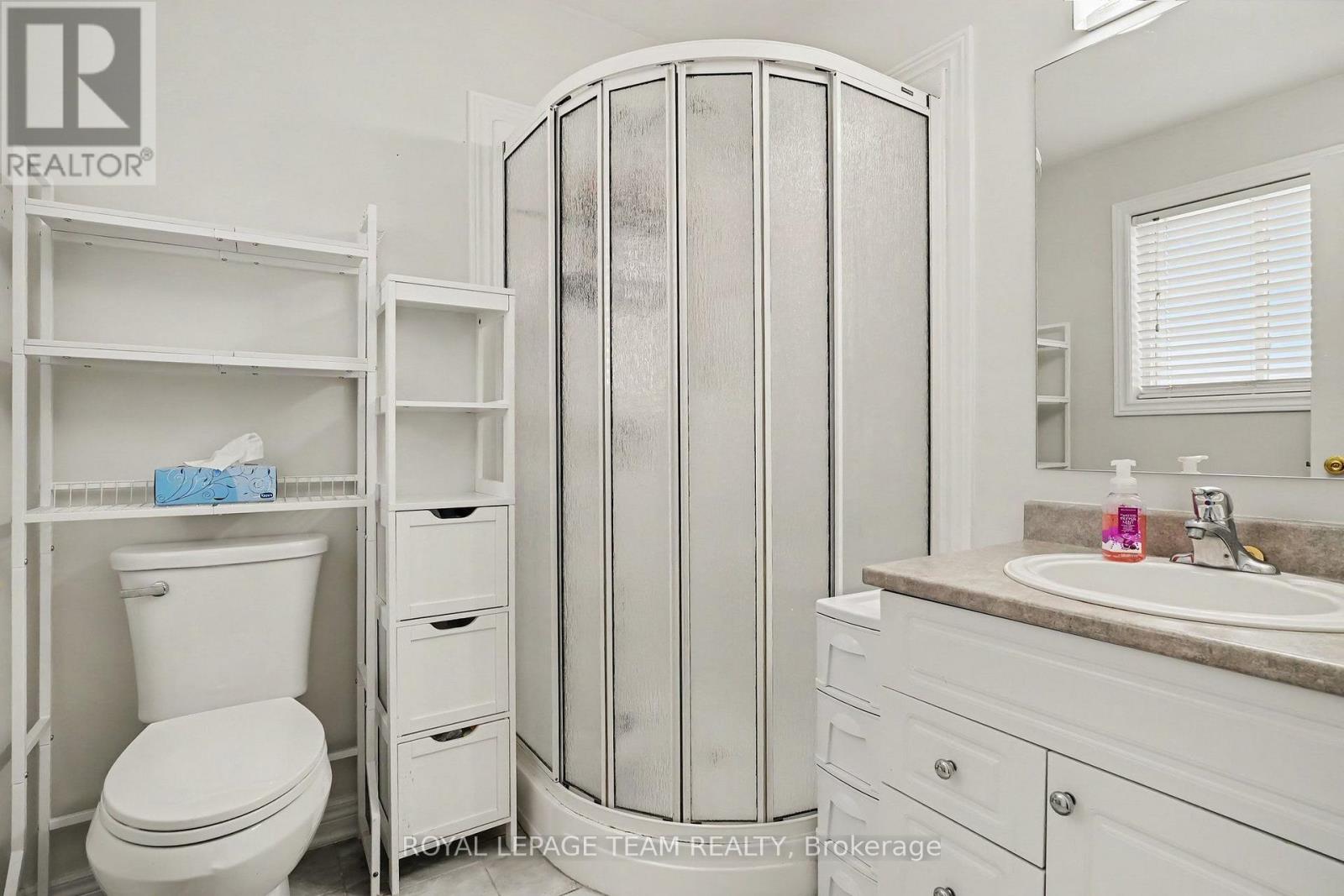 33 PRIME PLACE - 18