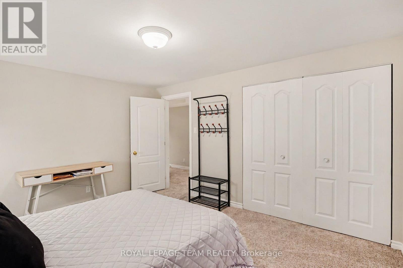 33 PRIME PLACE - 24