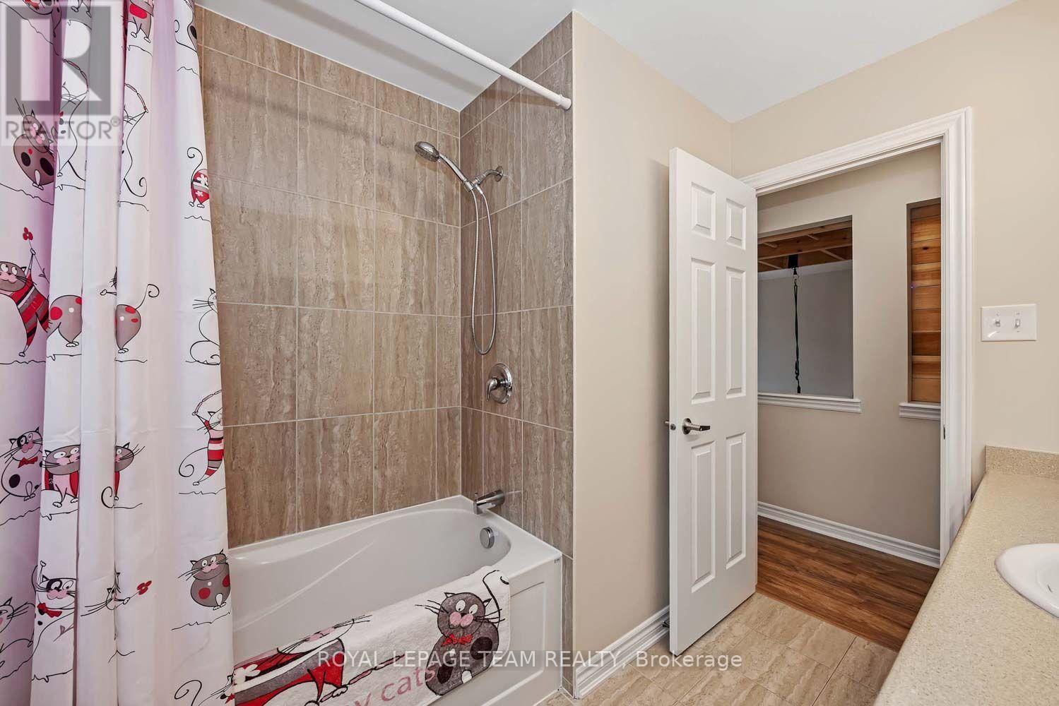 2225 WATERCOLOURS WAY - 25
