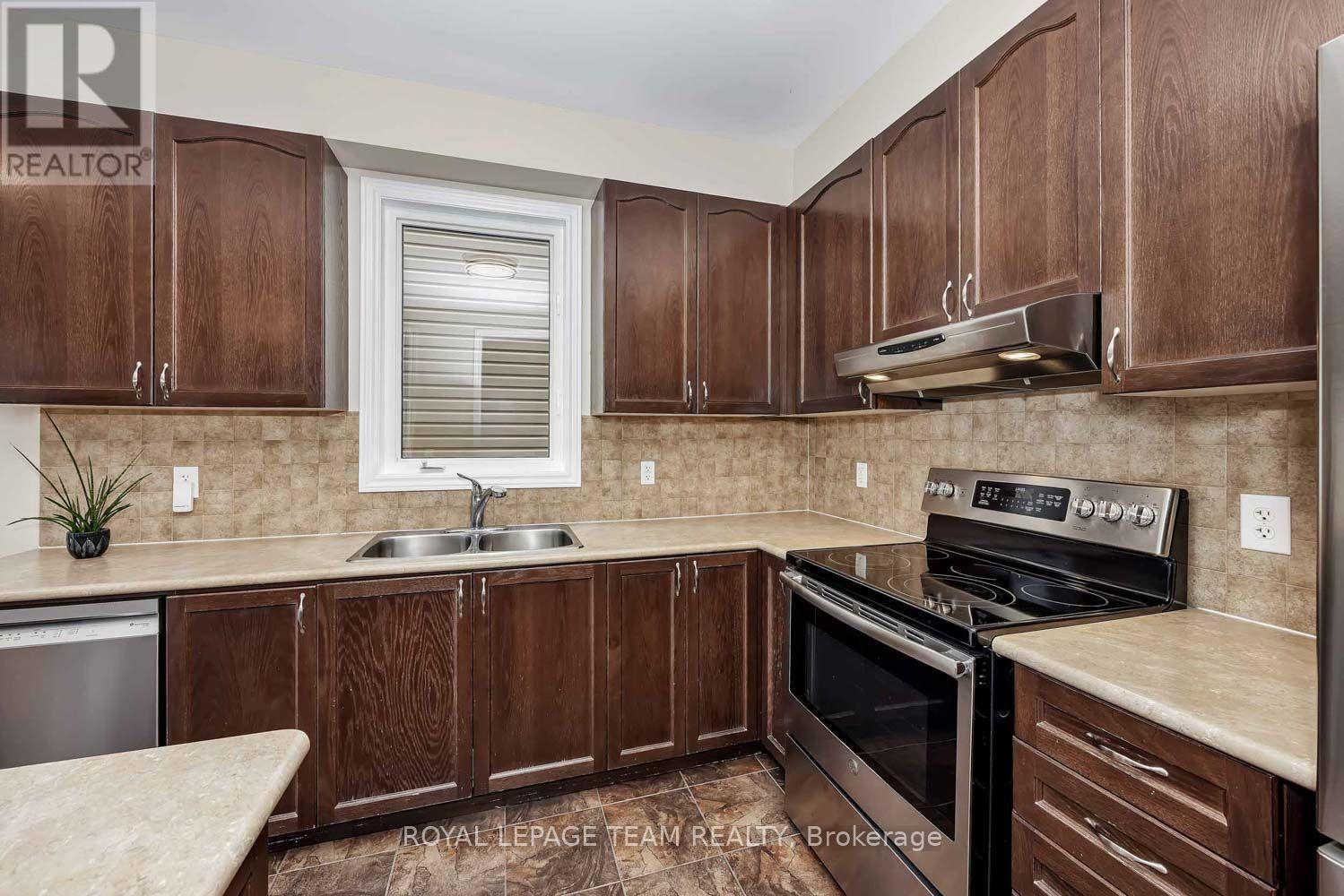 2225 WATERCOLOURS WAY - 9