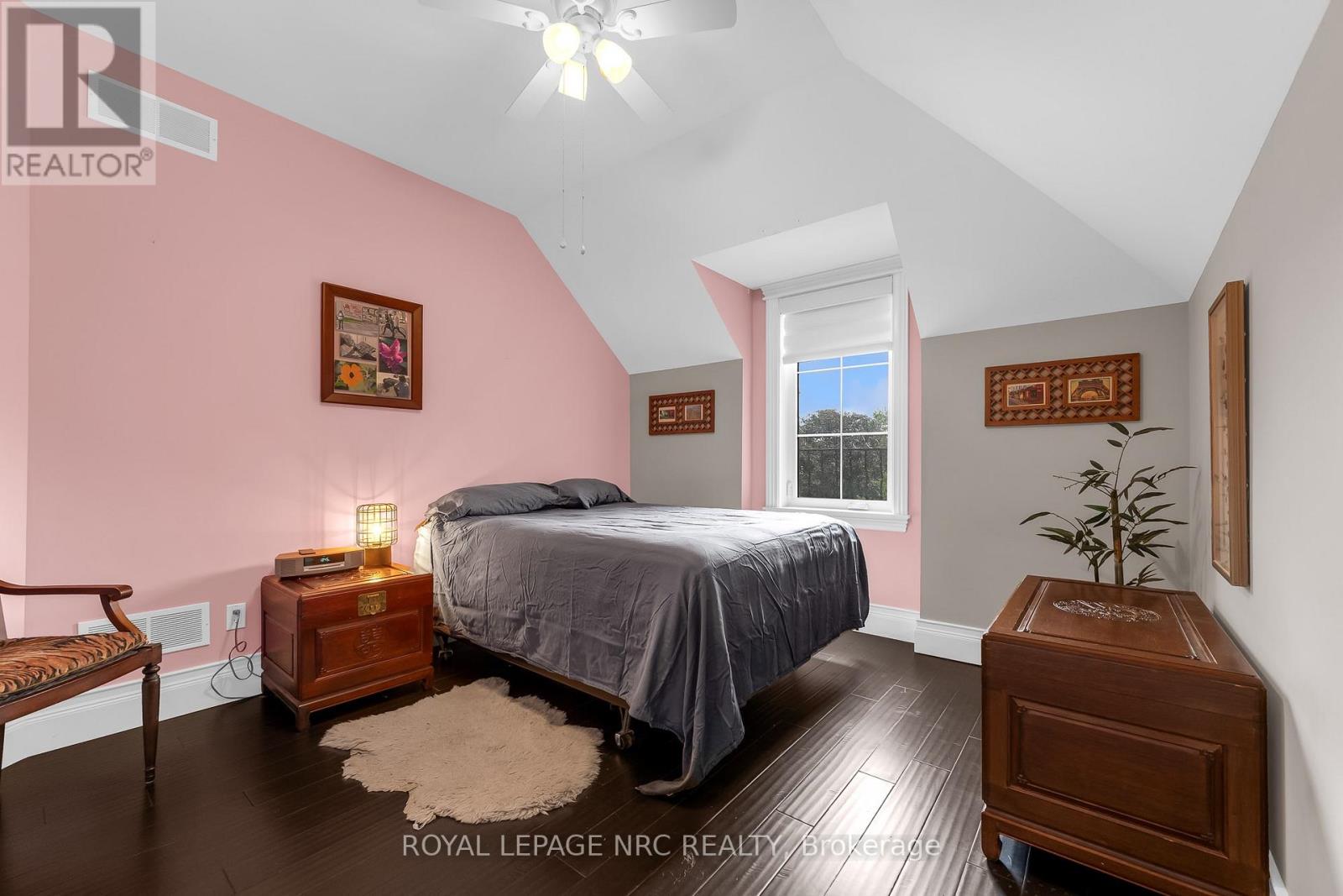 1323 EFFINGHAM STREET - 46