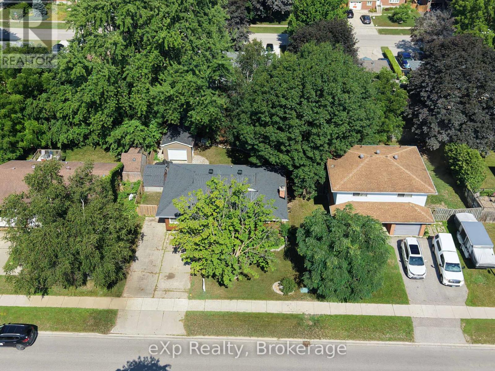 1024 WELLINGTON STREET - 40