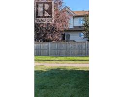 12 Shawbrooke Court SW - photo 5