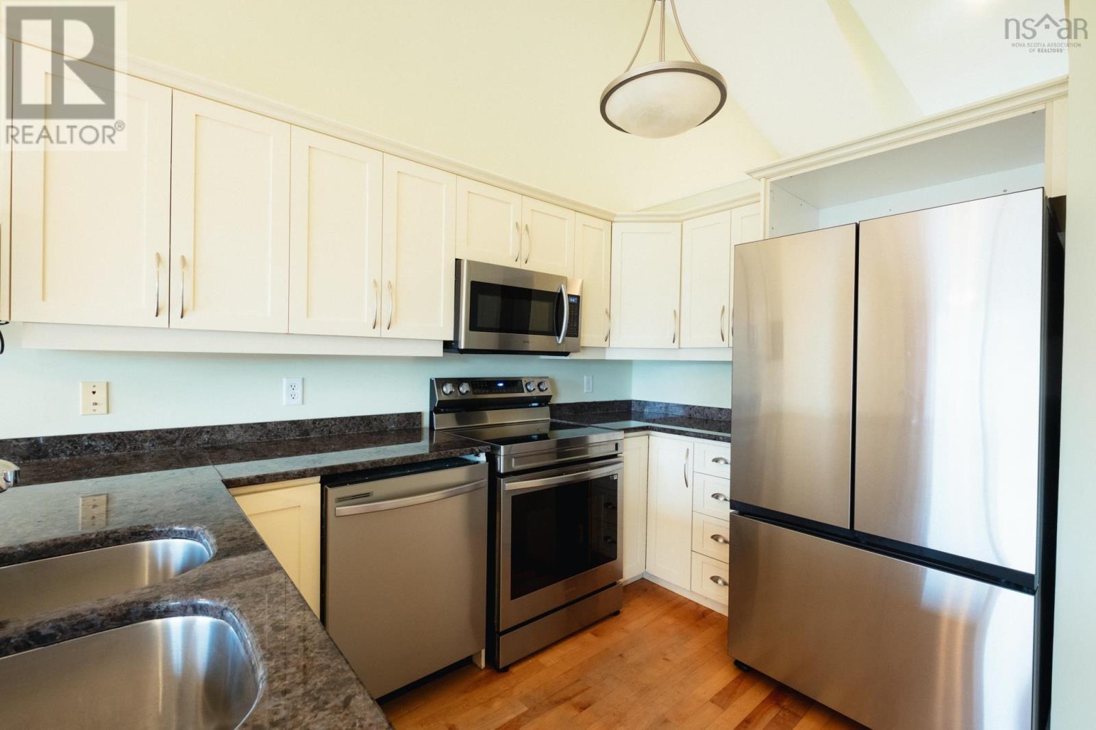 12 Narrowleaf Grove - 8