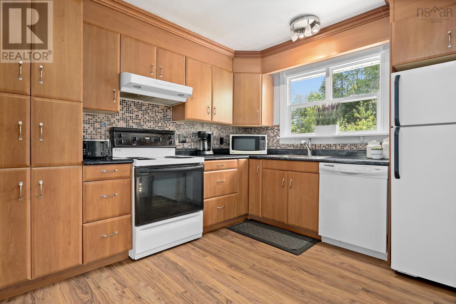 38 Boling Green Crescent - 13