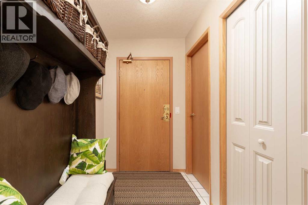#104 75 1 Avenue S - 2