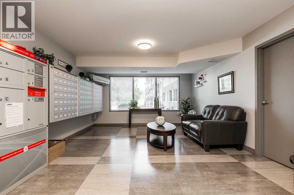 #104 75 1 Avenue S - 40