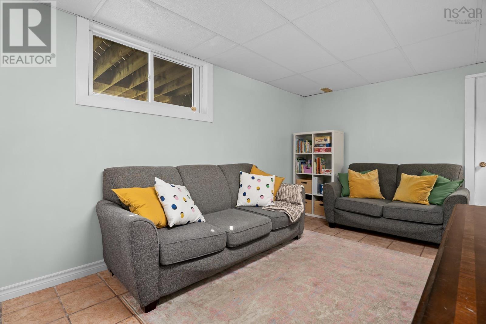 38 Boling Green Crescent - 32