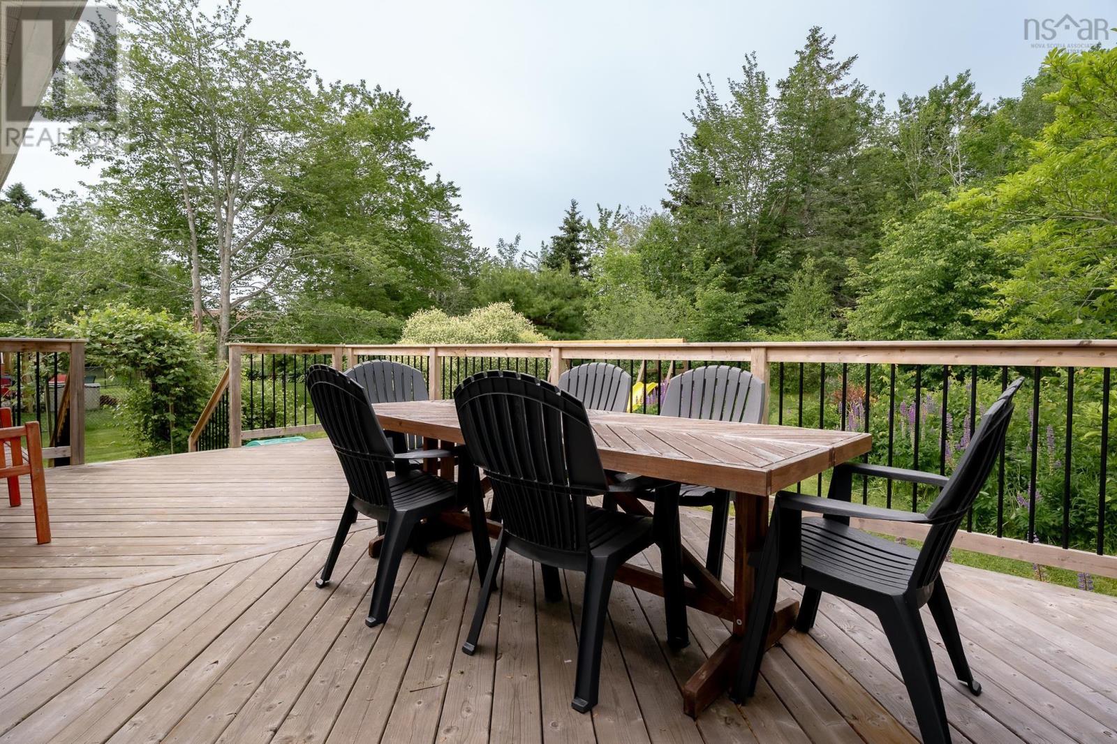 38 Boling Green Crescent - 46