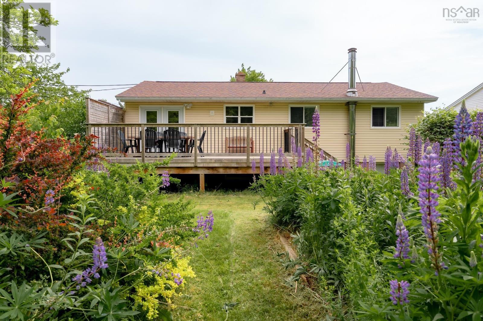 38 Boling Green Crescent - 3