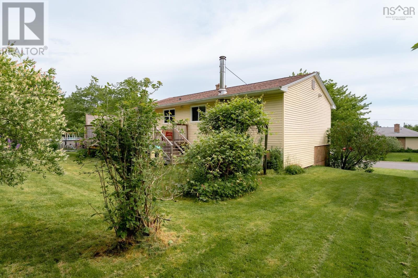 38 Boling Green Crescent - 43