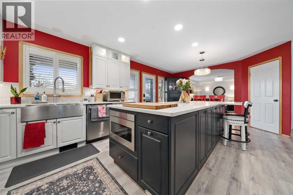 12 Sunrise Court SW - 14