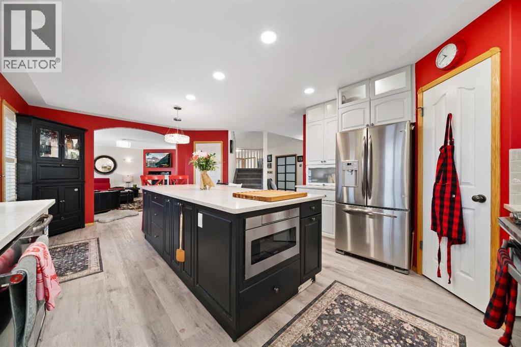 12 Sunrise Court SW - 13