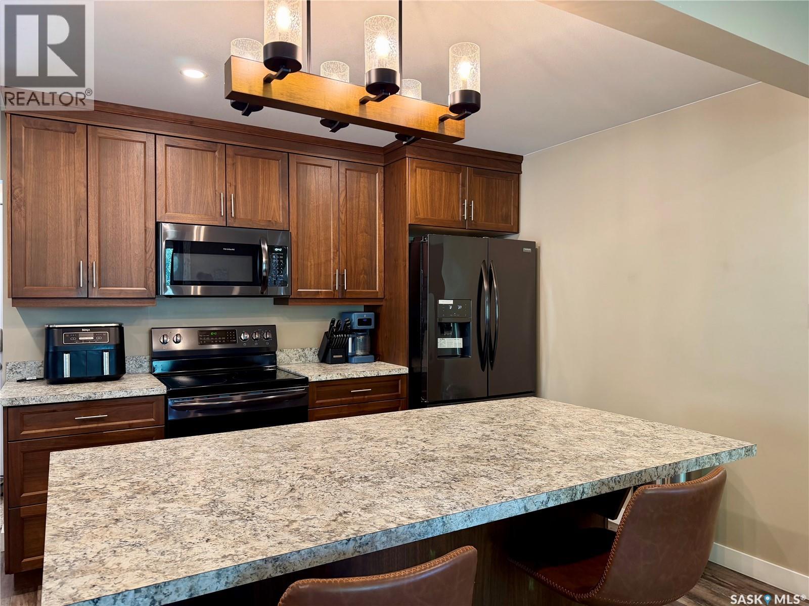 1110 Hastings STREET - 5