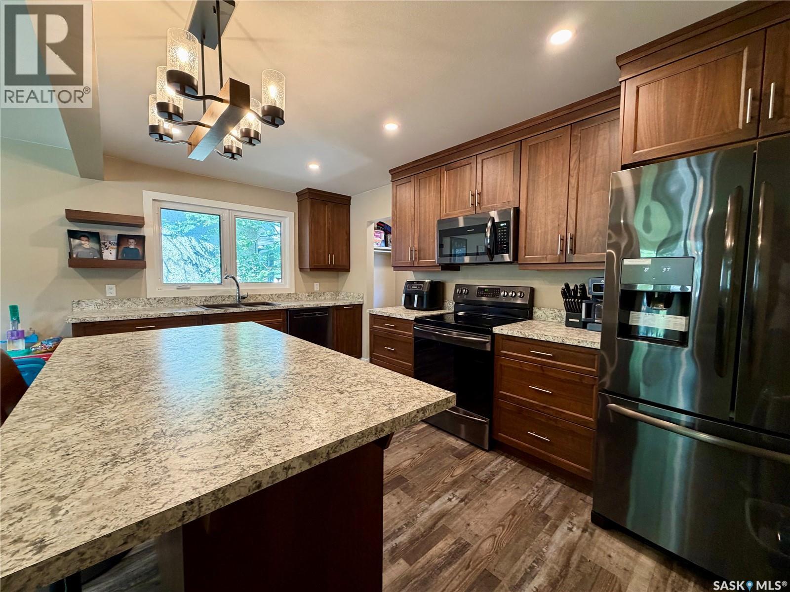 1110 Hastings STREET - 8