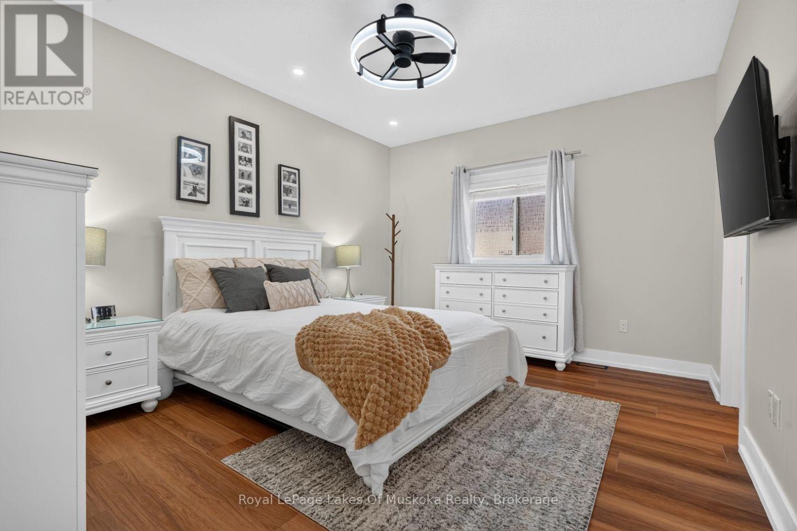11 BRAESIDE CRESCENT - 14