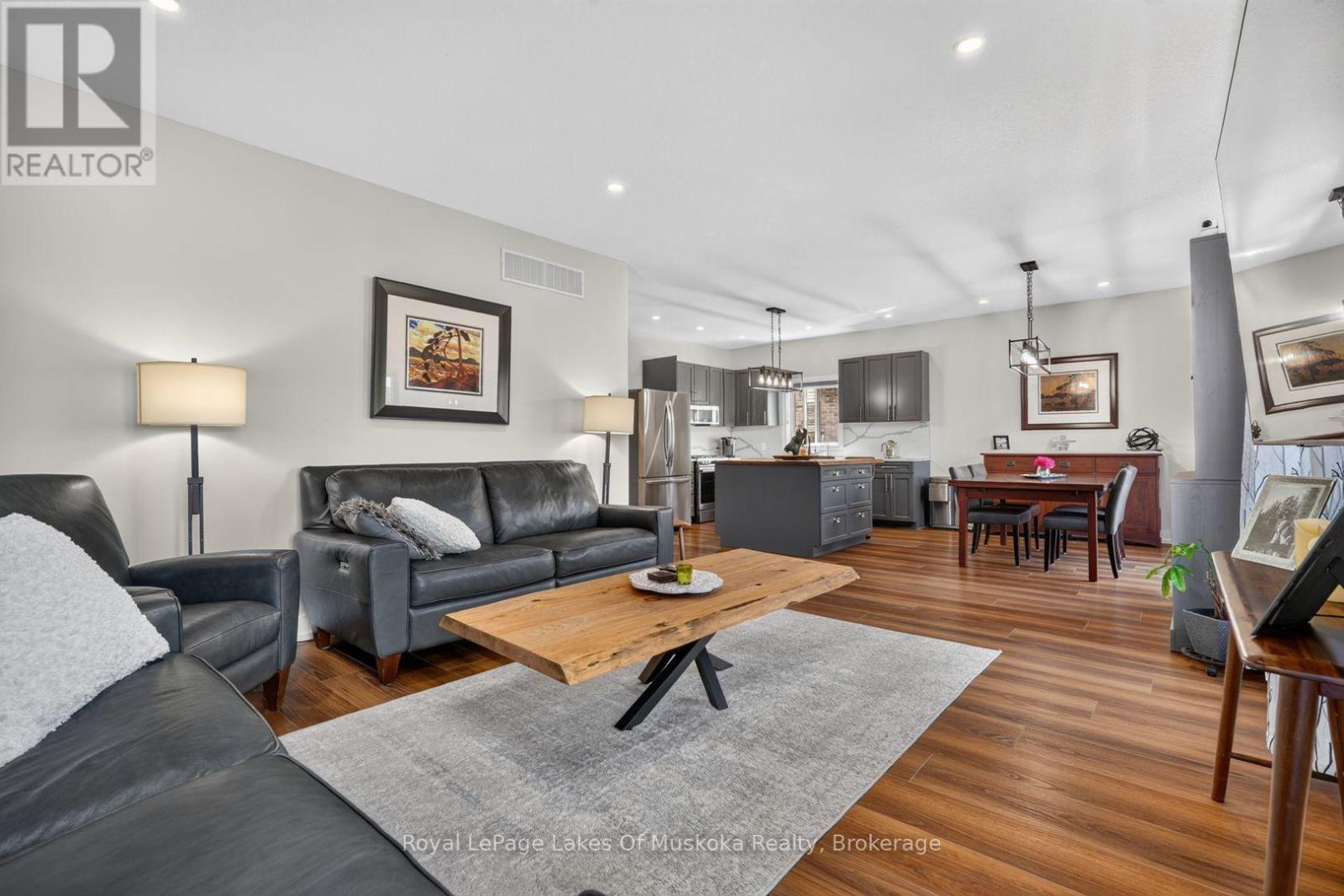 11 BRAESIDE CRESCENT - 2