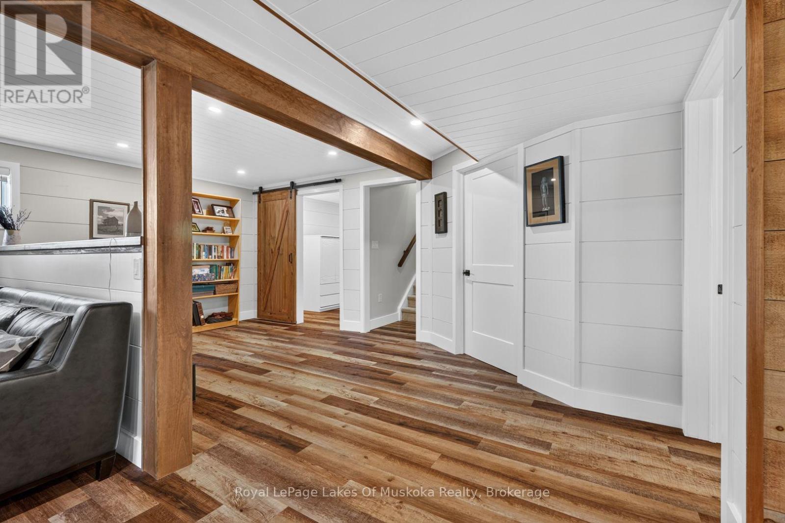 11 BRAESIDE CRESCENT - 24