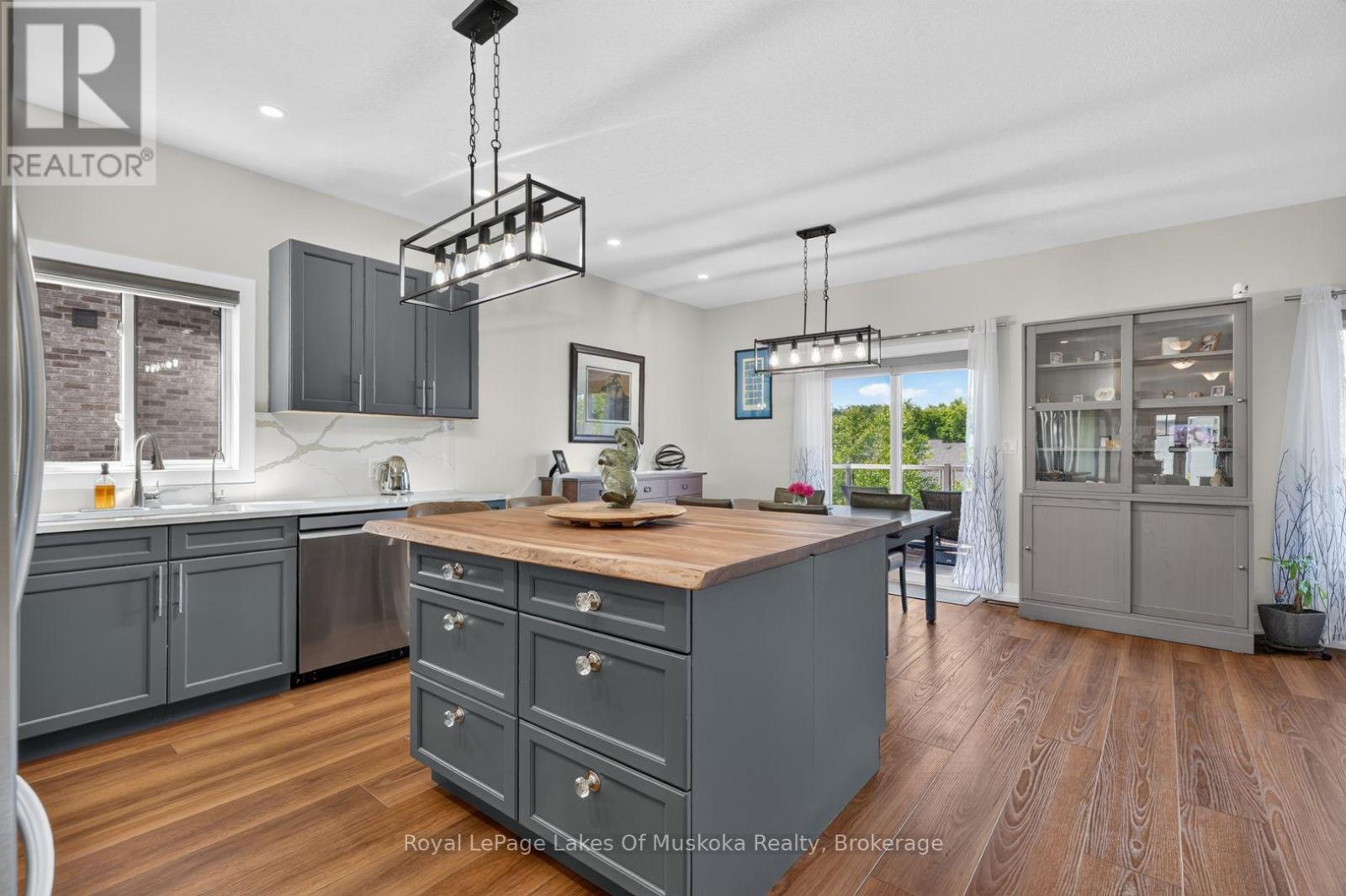 11 BRAESIDE CRESCENT - 8