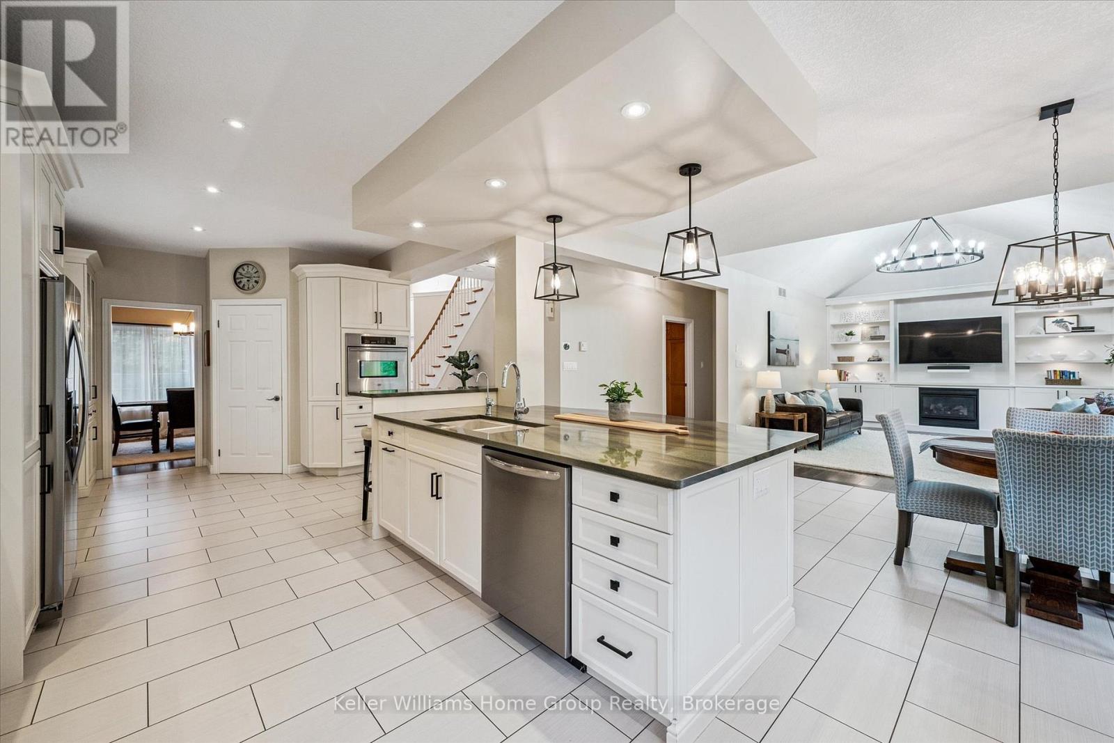 294 FARLEY DRIVE - 14