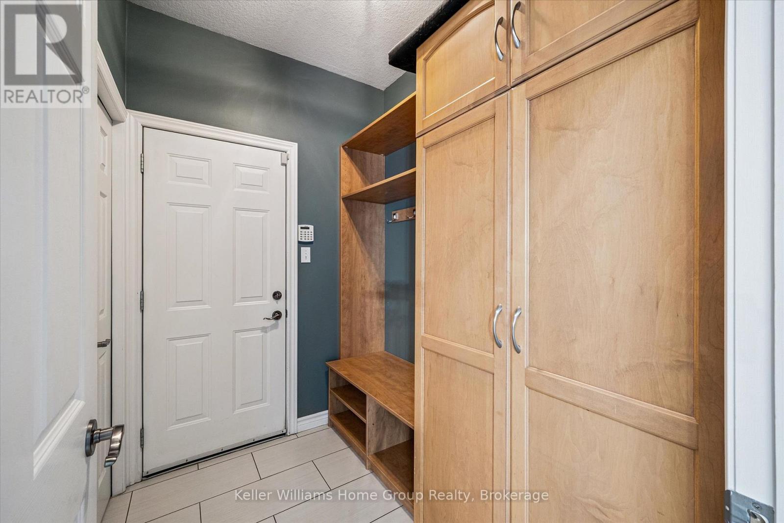 294 FARLEY DRIVE - 20