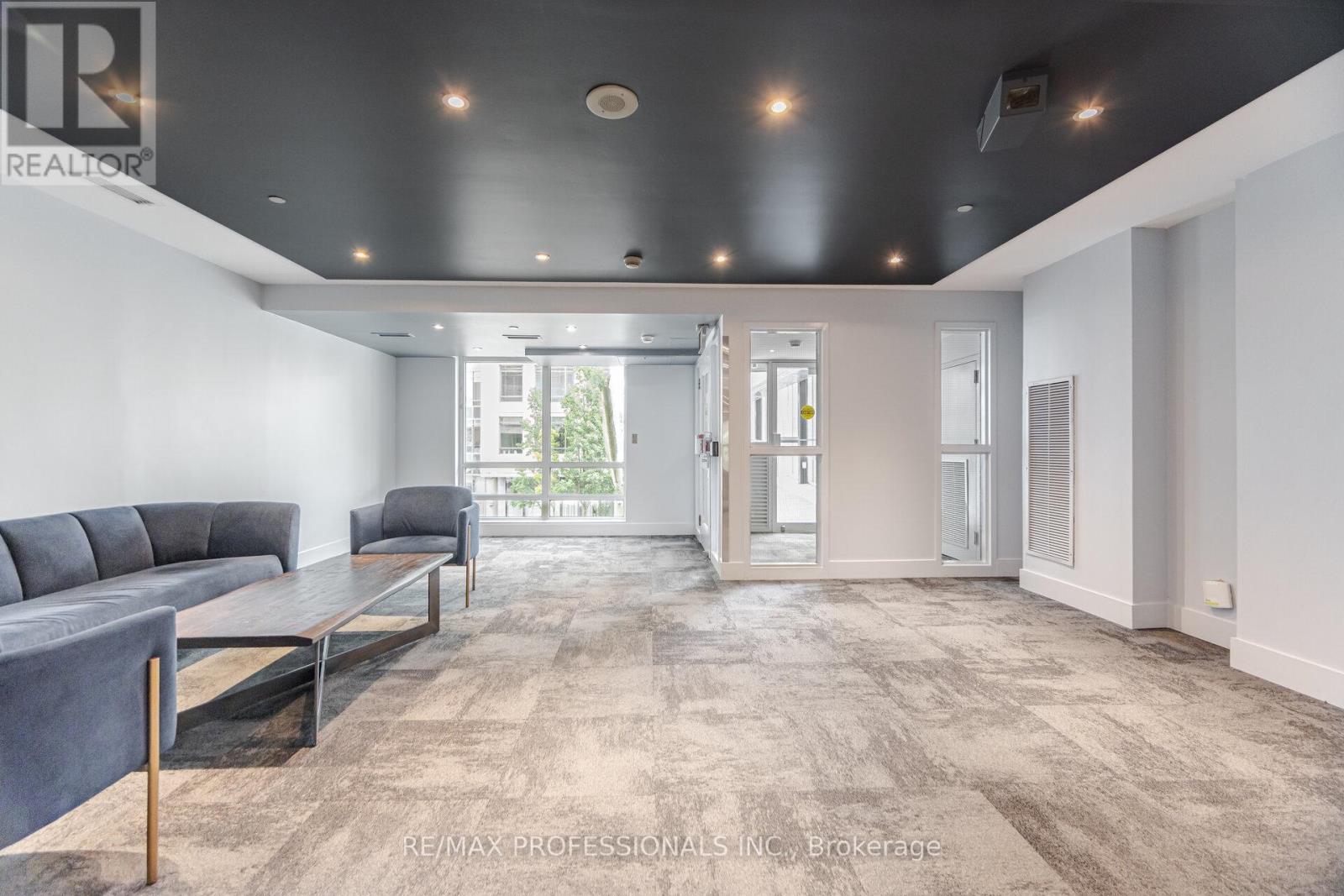 #3303 361 FRONT STREET W - 37