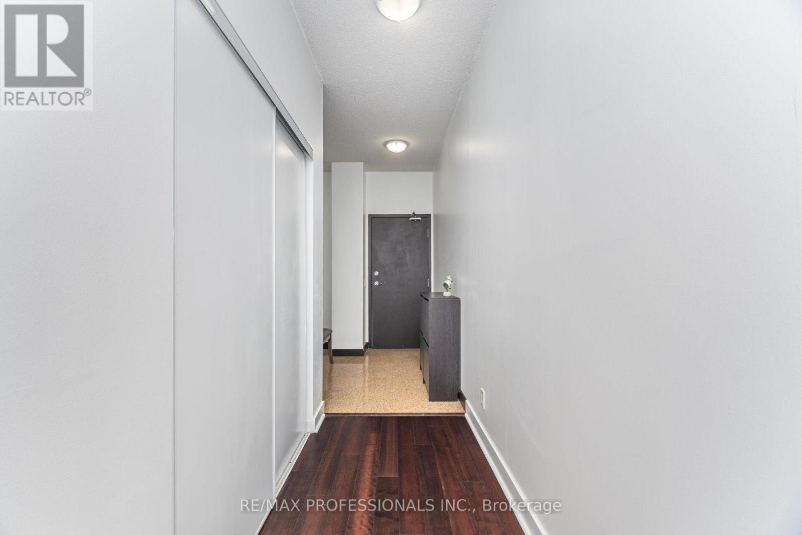 #3303 361 FRONT STREET W - 5