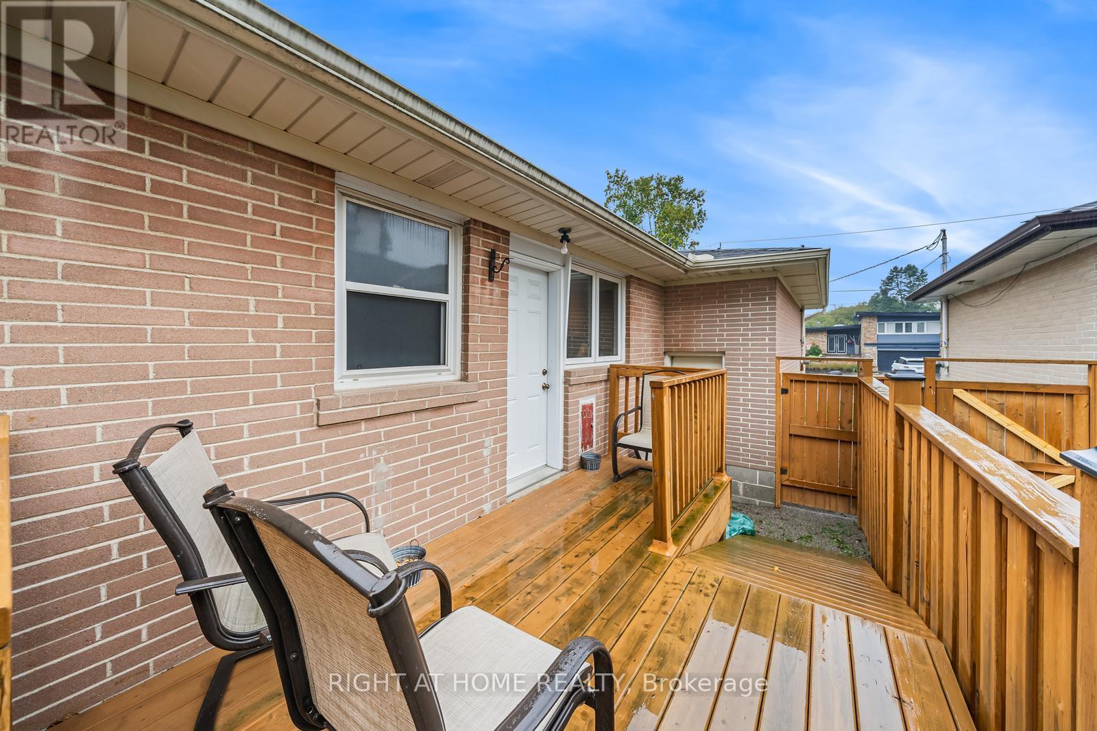 39 HEATHVIEW AVENUE - 25