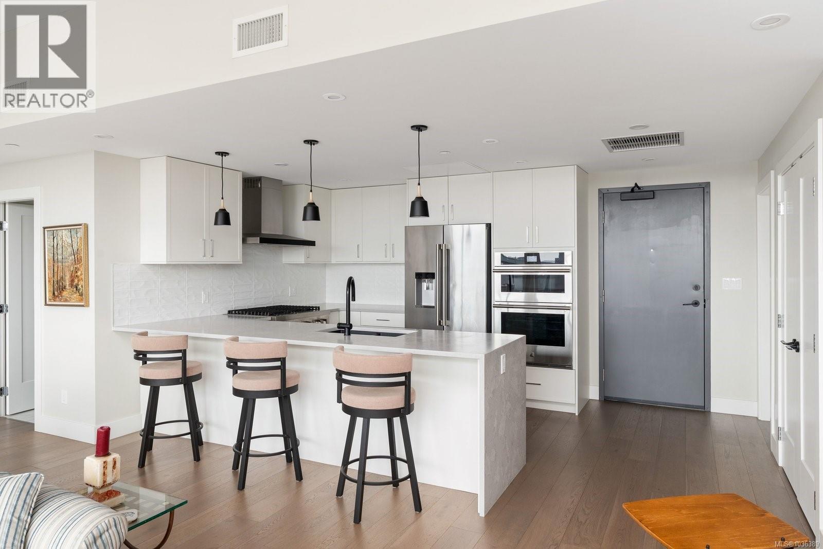 #603 2520 Hackett Cres - 11