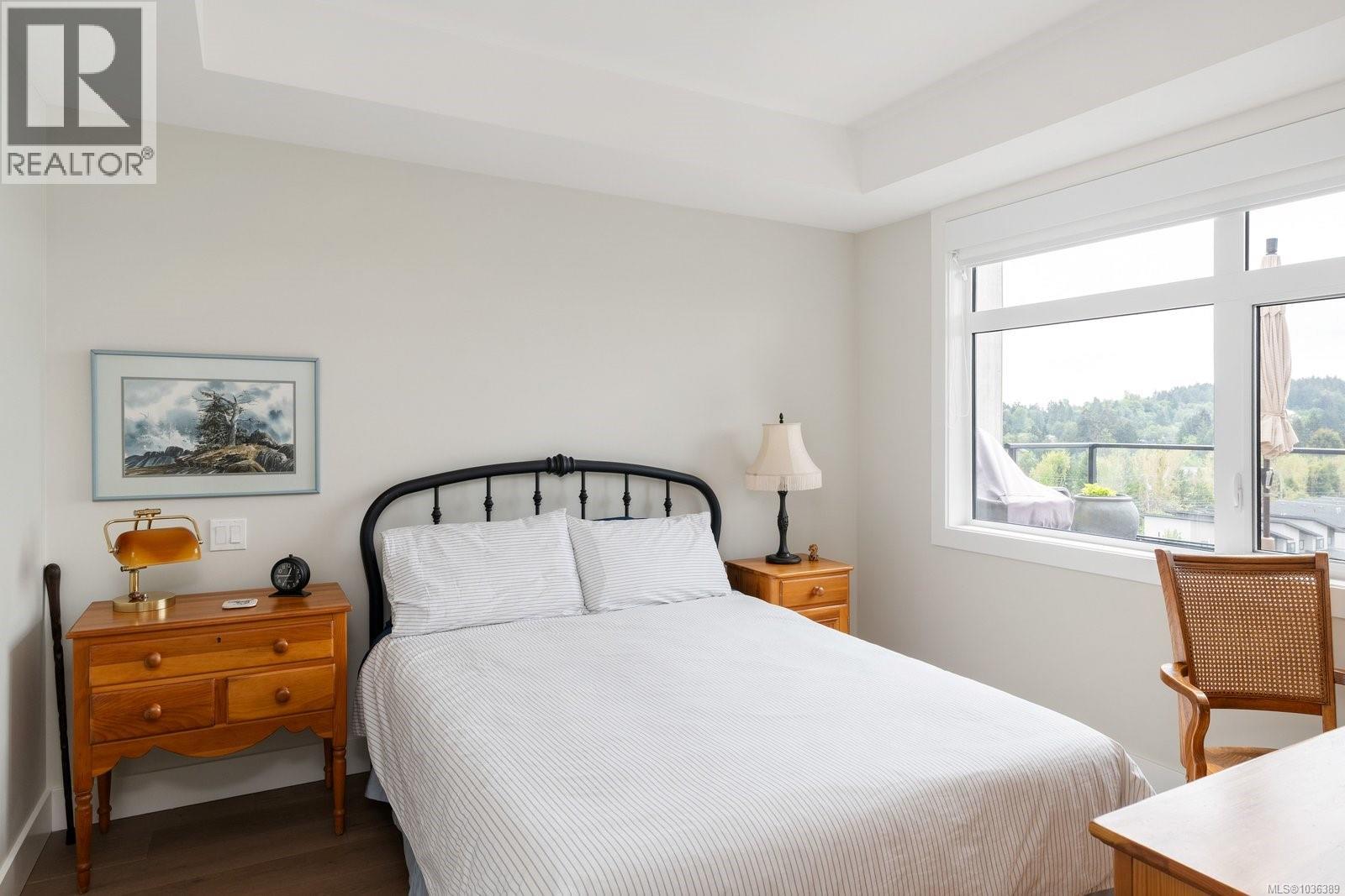 #603 2520 Hackett Cres - 29