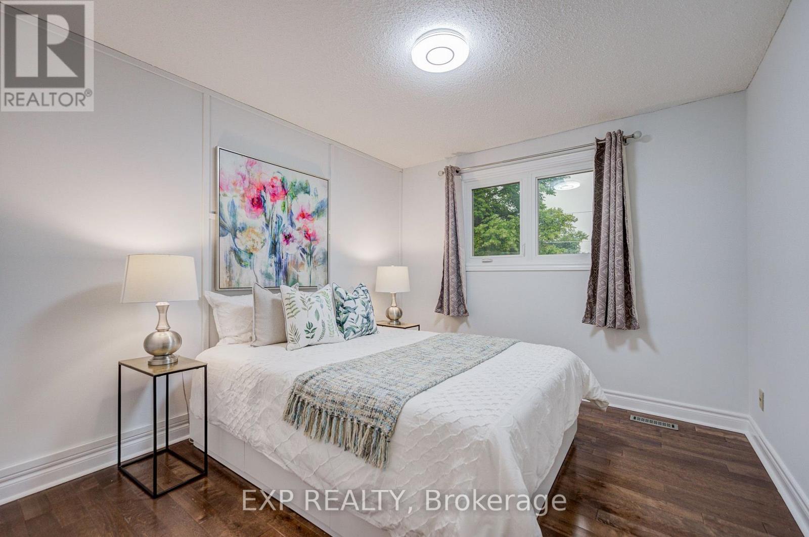 205 POWELL ROAD - 24